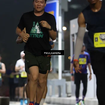 Runner Photo 7080168