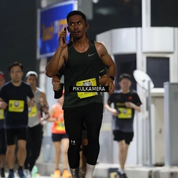 Runner Photo 7080176