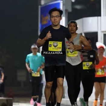 Runner Photo 7080188