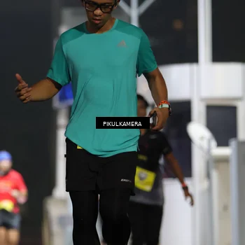 Runner Photo 7080198