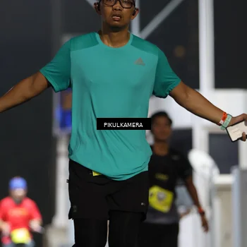 Runner Photo 7080199