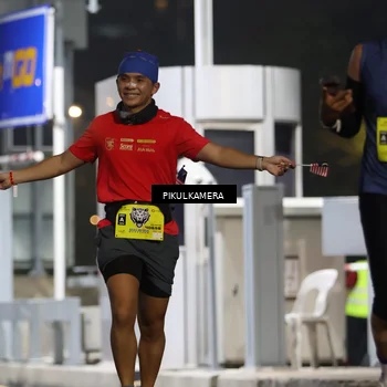 Runner Photo 7080211