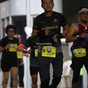 Runner Photo 7080225