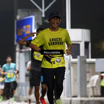 Runner Photo 7080249
