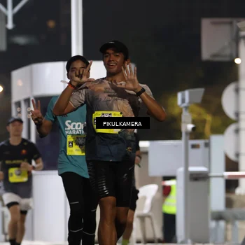 Runner Photo 7080258