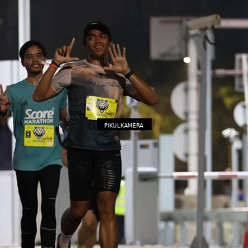 Runner Photo 7080259