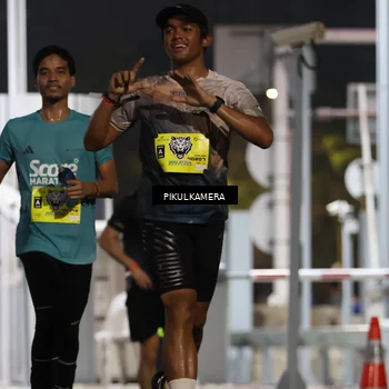 Runner Photo 7080260