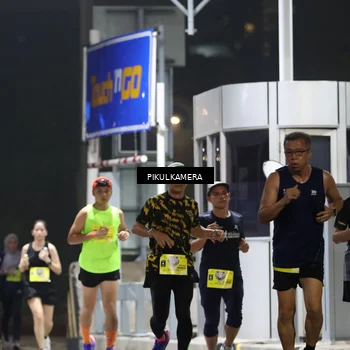 Runner Photo 7080266