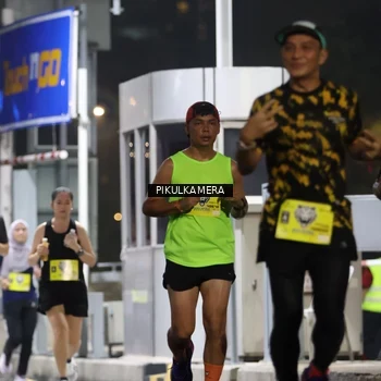 Runner Photo 7080271