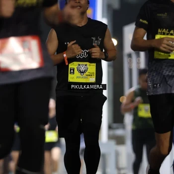 Runner Photo 7080292