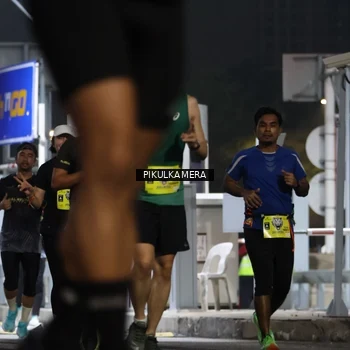 Runner Photo 7080309