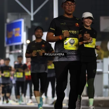 Runner Photo 7080317