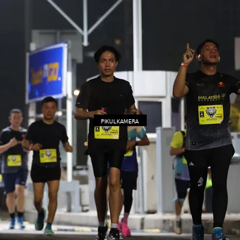 Runner Photo 7080359
