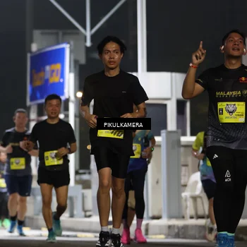 Runner Photo 7080360