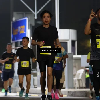Runner Photo 7080363