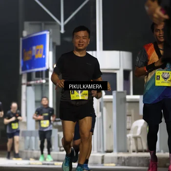 Runner Photo 7080364