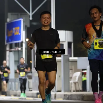 Runner Photo 7080366