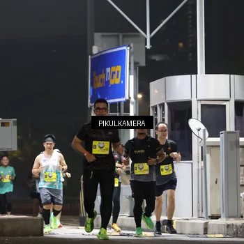 Runner Photo 7080375