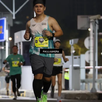 Runner Photo 7080382