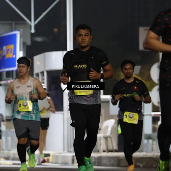 Runner Photo 7080386