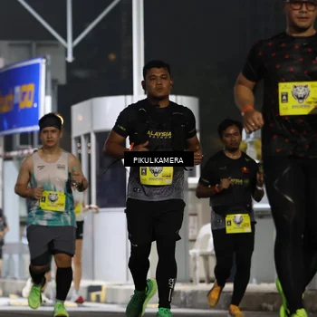 Runner Photo 7080391