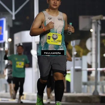 Runner Photo 7080393
