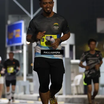 Runner Photo 7080399