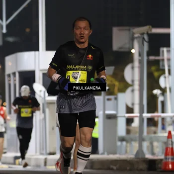 Runner Photo 7080414