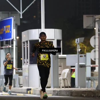 Runner Photo 7080429
