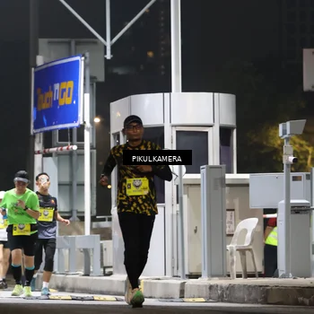 Runner Photo 7080430