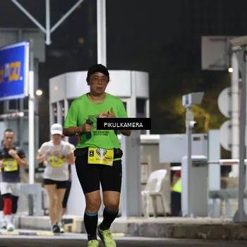Runner Photo 7080434