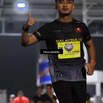 Runner Photo 7080438