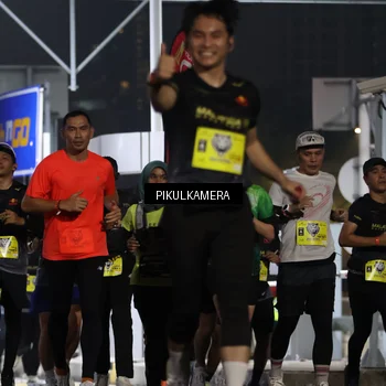 Runner Photo 7080449