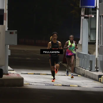 Runner Photo 7081384