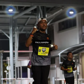 Runner Photo 7081414
