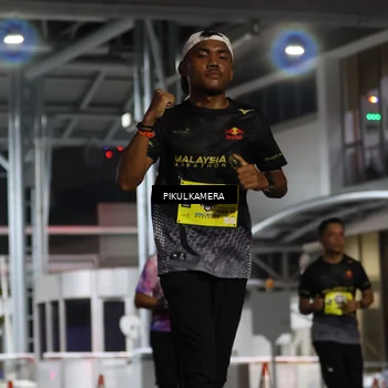 Runner Photo 7081415