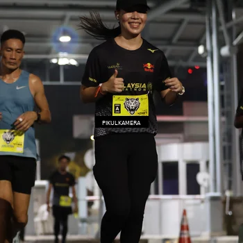 Runner Photo 7081430