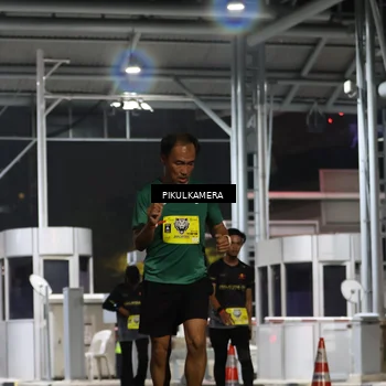 Runner Photo 7081432