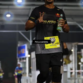 Runner Photo 7081440