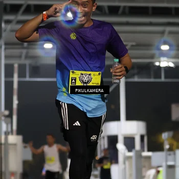 Runner Photo 7081441