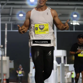 Runner Photo 7081448