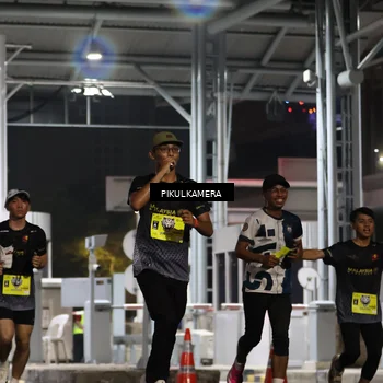 Runner Photo 7081477