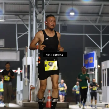 Runner Photo 7081527