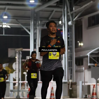 Runner Photo 7081555