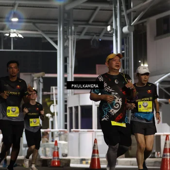 Runner Photo 7081594