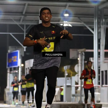 Runner Photo 7081608