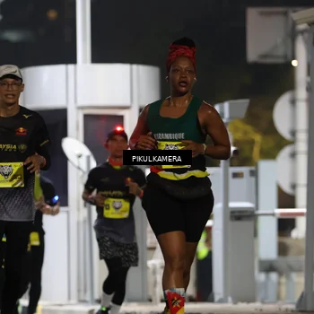 Runner Photo 7081624