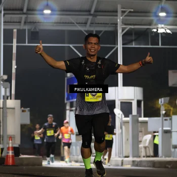 Runner Photo 7081631