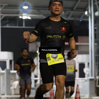 Runner Photo 7081633