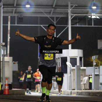 Runner Photo 7081636